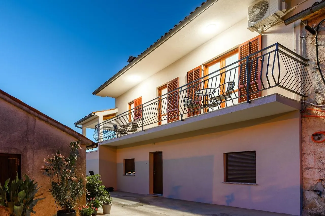 Villa Sky With A Private Pool Martinski